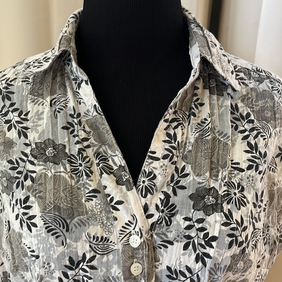 ❤️3/$15❤️ Fred David Petite blouse - Picture 2 of 9